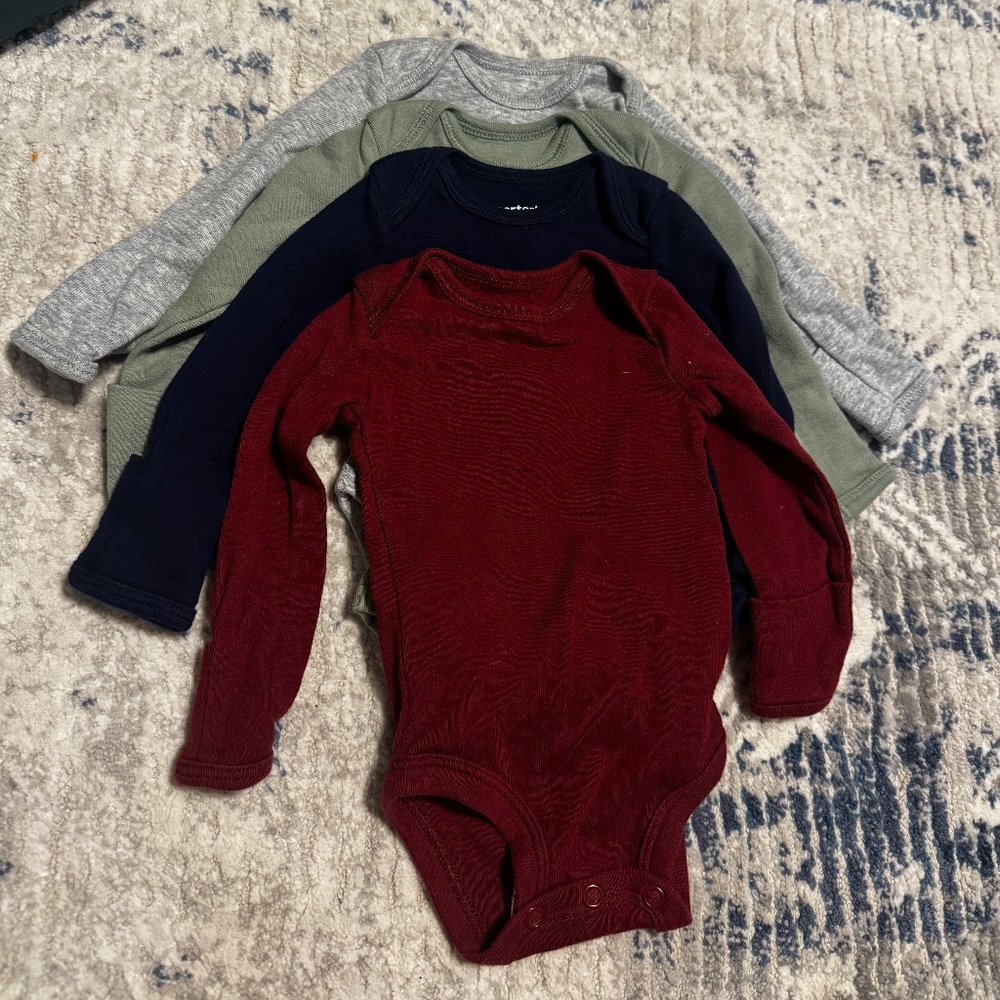 Carters long sleeve onesies - 4